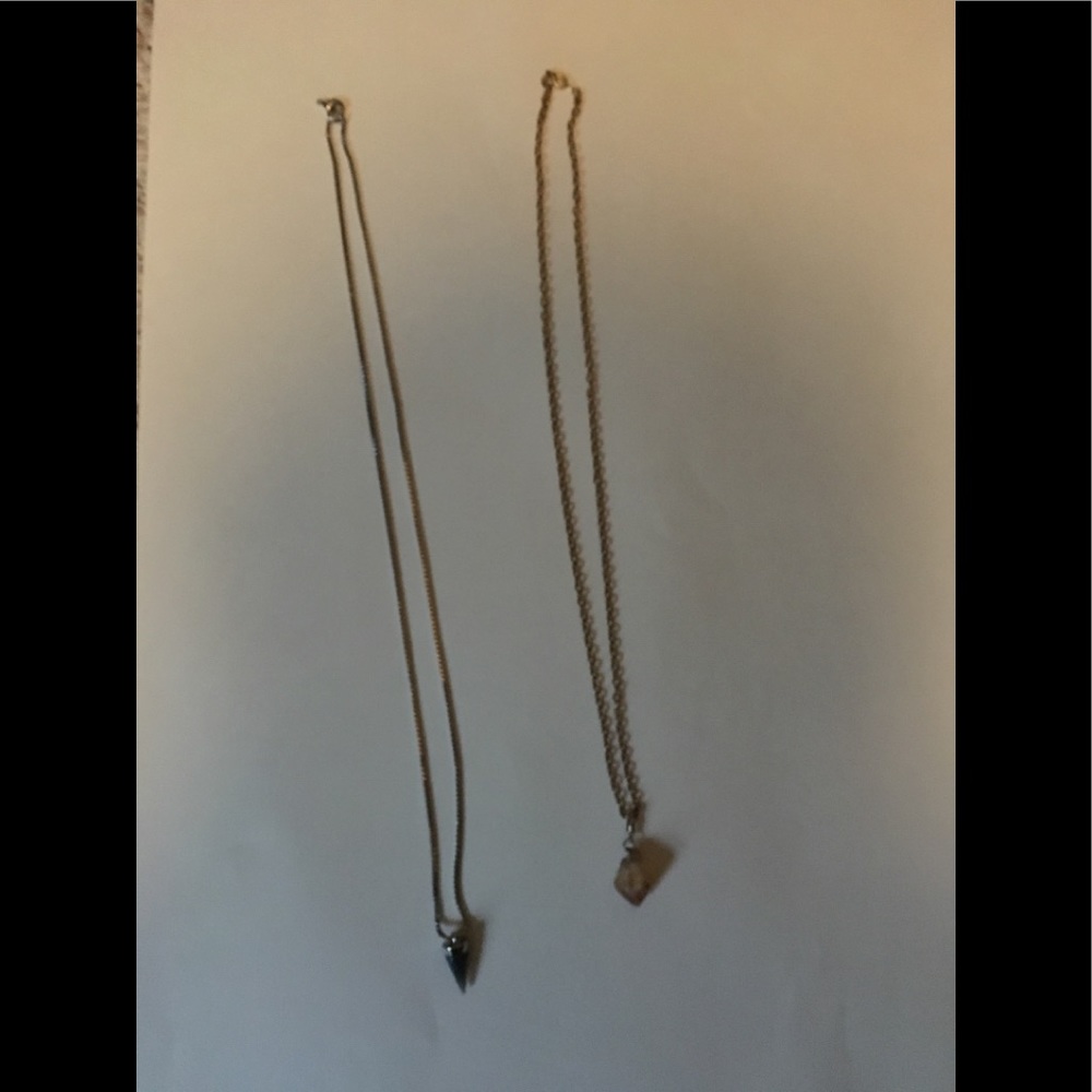 2 Trendy Necklaces